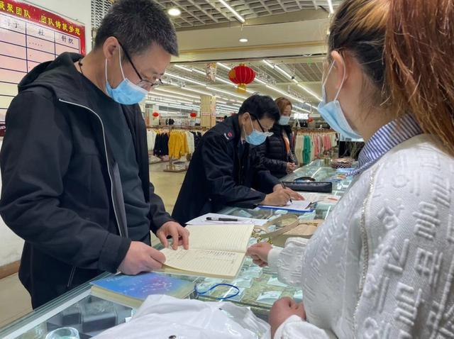 中一等奖一折买珠宝（商场一等奖珠宝打折）