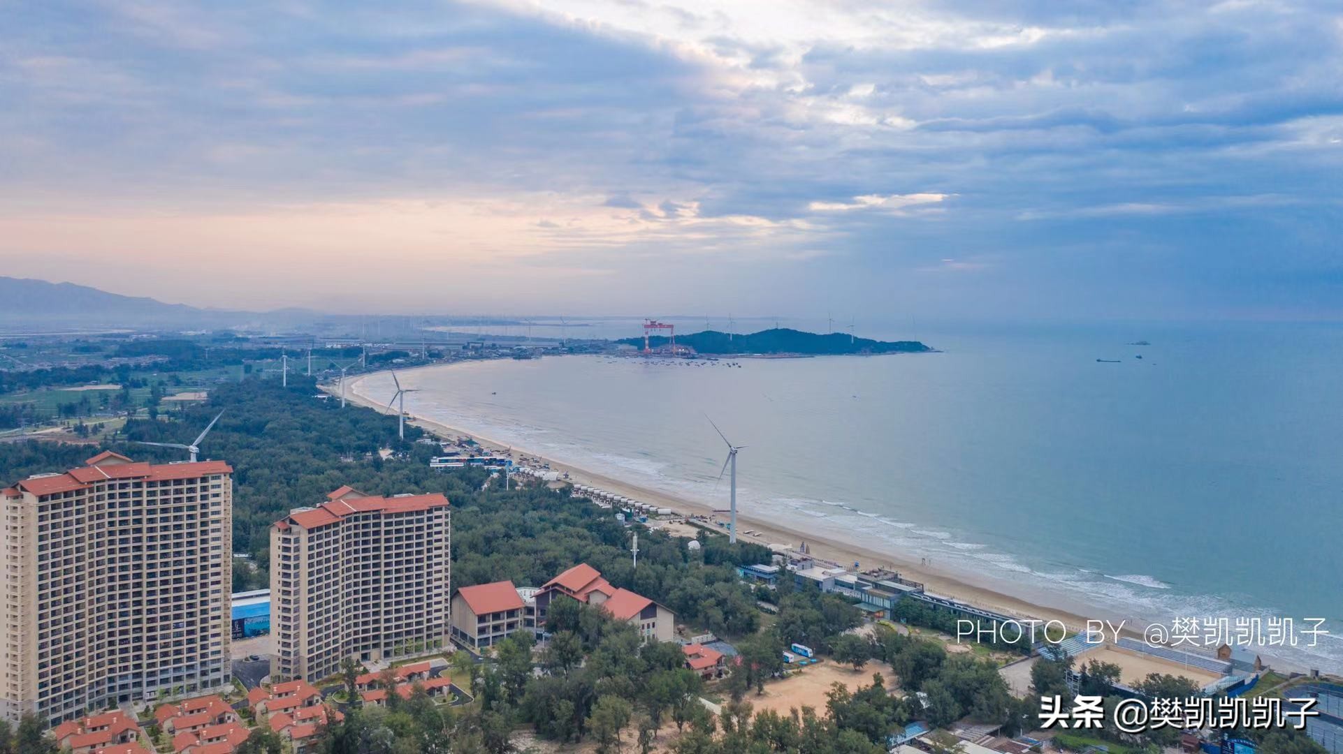 漳州的这处海湾居然这么美，福建人度假不用去三亚了，家门口就行