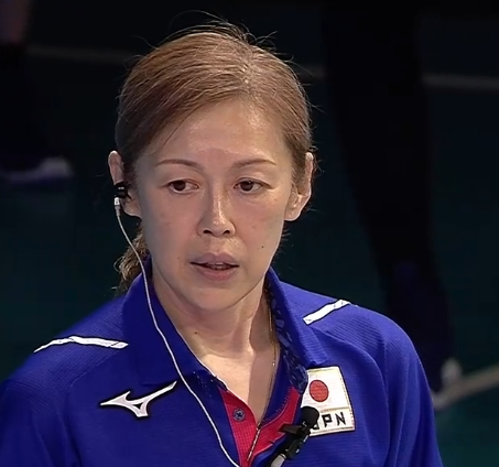 世界杯女排中國對日本結局是什么（0-3！中國女排罕見潰敗：慘遭日本隊橫掃，郎平黑臉，隊員竟笑了）