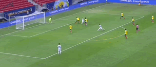 阿根廷vs哥伦比亚点球大战视频(点球大战4-3！阿根廷进决赛，梅西第5次助攻破纪录，门神3扑点球)