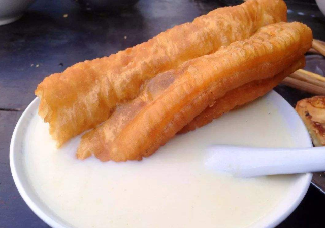 早餐吃什么菜最划算「早餐一般吃什么菜好」
