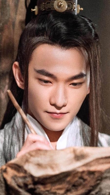 10位新生代“古装男神”：肖战龚俊上榜，谁是你的心头爱？