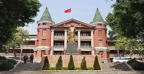 国内实力强劲的十佳医学院校，想学医的建议收藏！