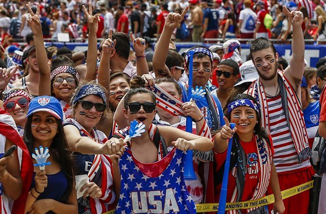 世界杯为什么没有美国(中美印缺席世界杯，全球一半人口热情不足，FIFA却看到巨大机会)