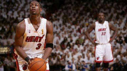 2006年nba选秀大会（06年决赛G6热火夺冠，诺维茨基29+12，奥胖9+12，韦德什么数据？）