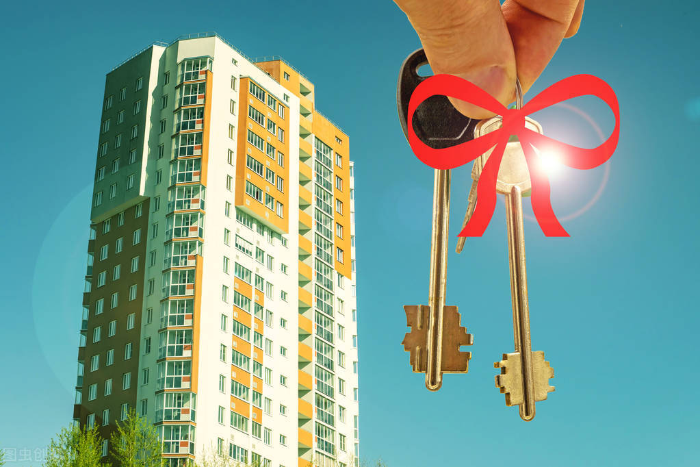 中介掀起倒闭潮，二手房有价无市跌了七成，业主降价100万卖房