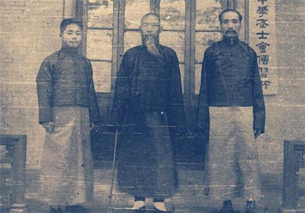 晚清十大武术高手：黄飞鸿排不到第一，飞贼“燕子李三”赫然在列