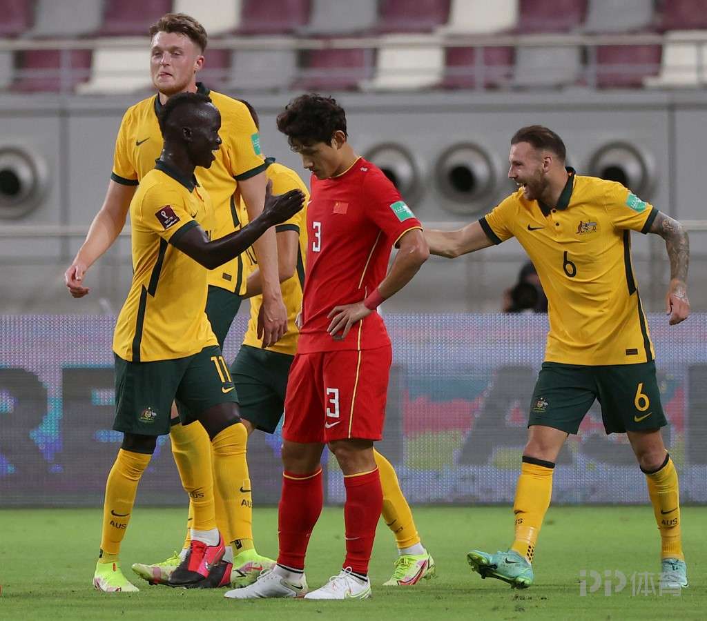 为什么中国队比中超弱（深度-国足彻头彻尾完败并不意外 比战术落后更可怕的原因解析）-华海博客