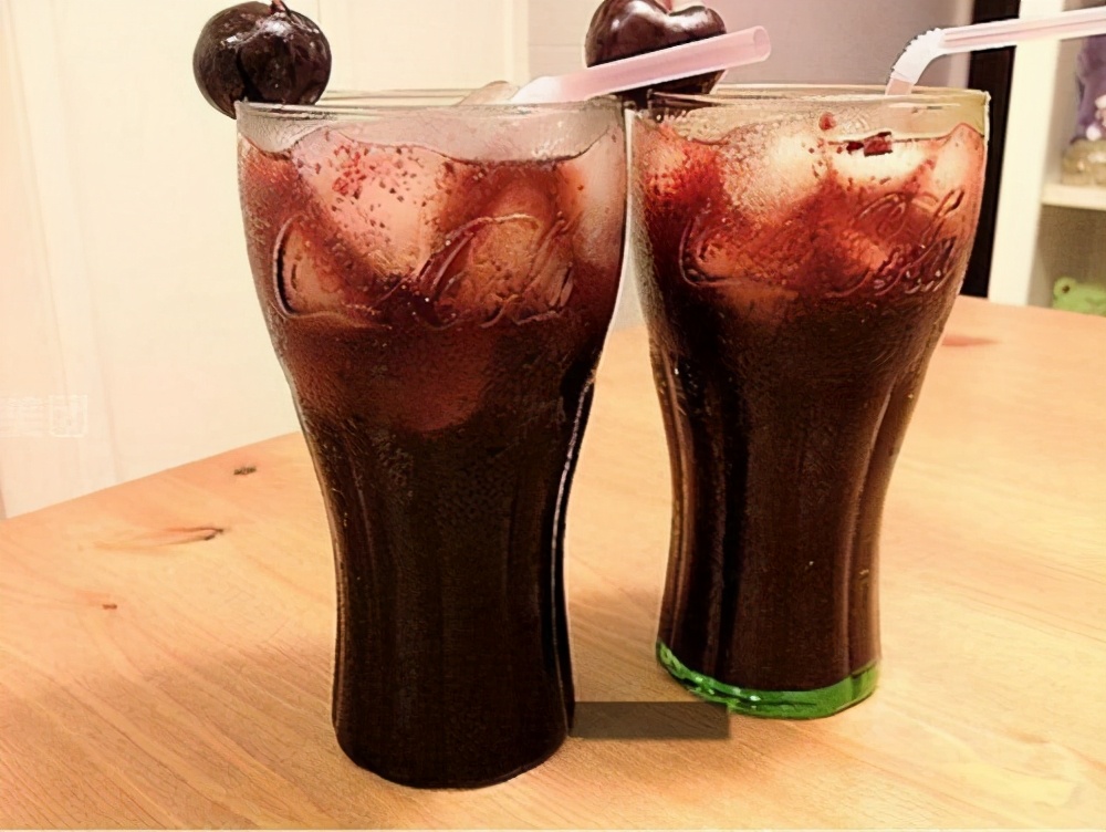 一碗牛肉面的热量（值得收藏的几百种食物热量对照表）