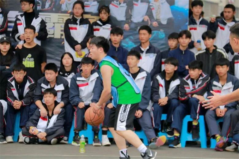 多图预警！成都天府新区职业学校第二届体育嘉年华活动顺利举行