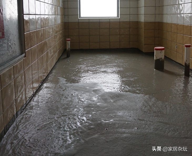 卫生间防水涂料越厚越好 真的吗 施工方法和厚度要求是什么 天造地设