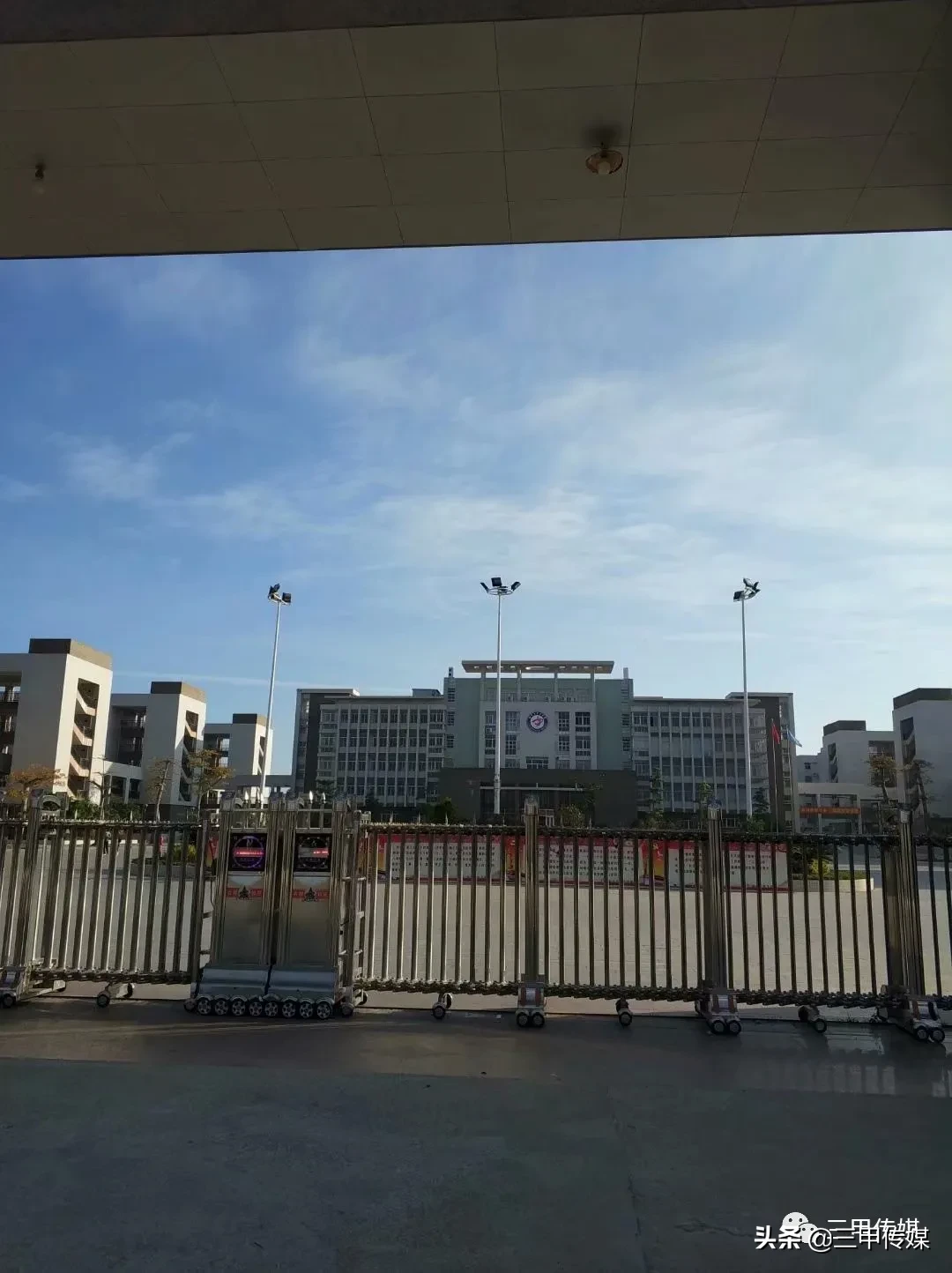 陆丰市甲子中学(陆丰市甲子中学简介)_04447排行网