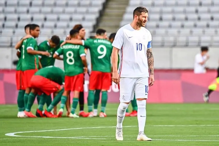 日本男足vs墨西哥在线直播（正在直播！日本国奥大战墨西哥，日本效率低，看好墨西哥战胜日本）