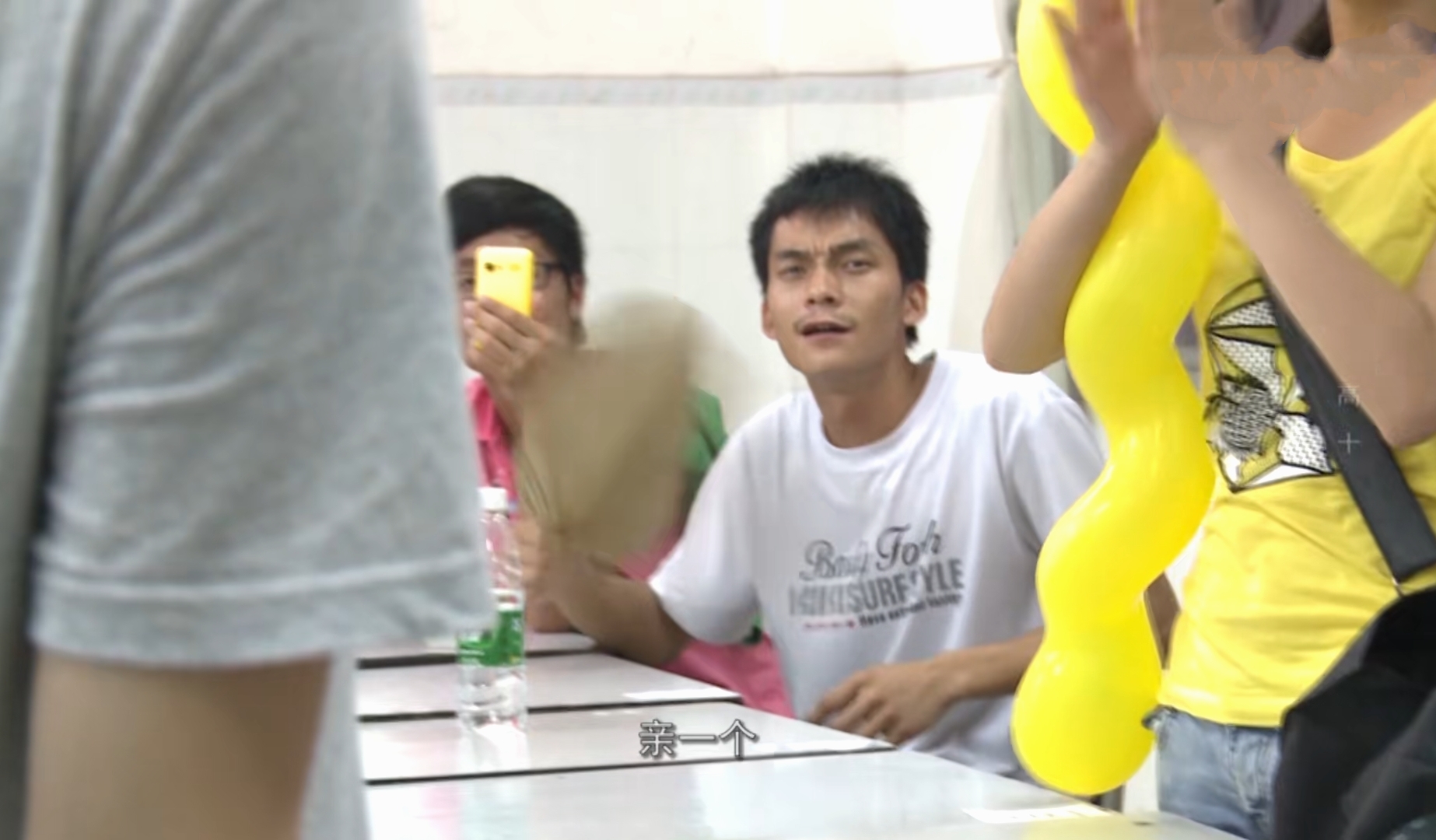 33岁，即将第12次参加高考，到底是执着，还是“怯懦”？