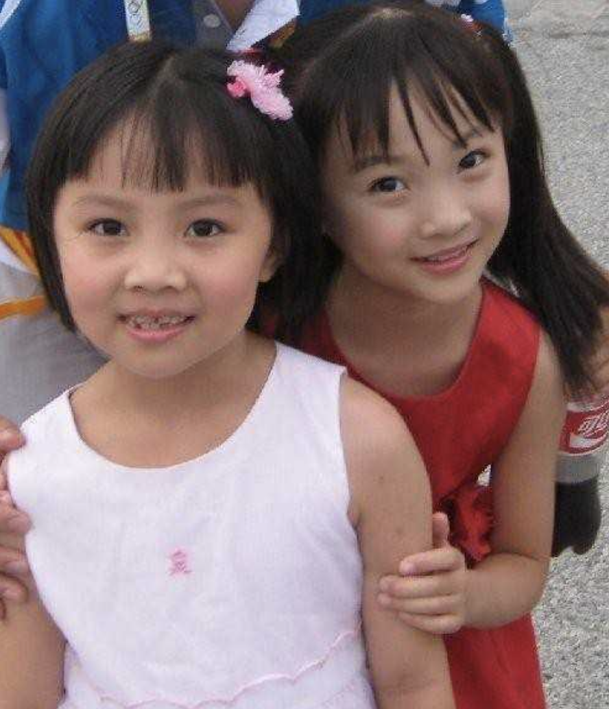 21岁林妙可感恩奥运，张艺谋却追悔莫及，代唱的杨沛宜完成逆袭