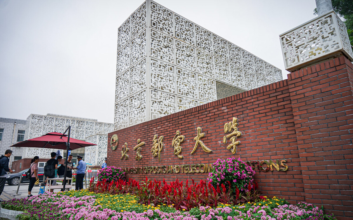 大学可以转专业吗(别管学什么专业,先进大学再说,转专业有多难你知道