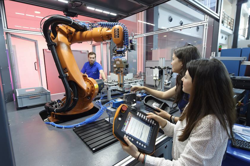 德国高校巡礼 -- 亚琛工业大学（RWTH Aachen）