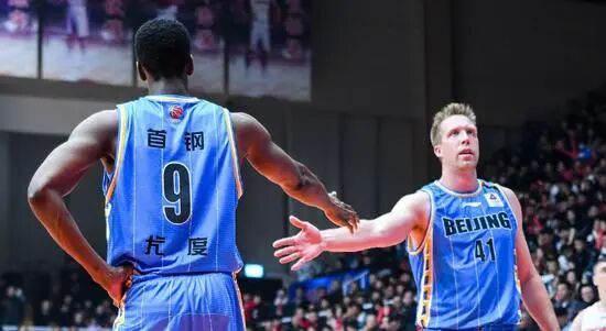 林書豪在nba為什么（北京為何換掉林書豪？雖然心疼林書豪，你也要知道這3個重要原因）