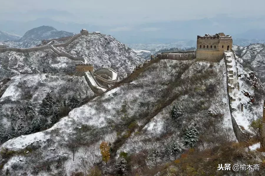 古今以来描写大雪最壮阔的诗词《百字令 雪》