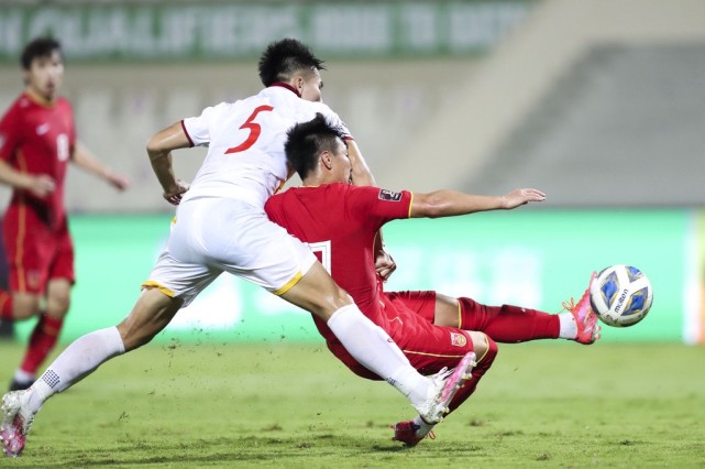 直播世界杯亞洲區預選賽（22：40，CCTV5直播世界杯：中國VS阿曼，李鐵武磊能否帶隊勝大黑馬）