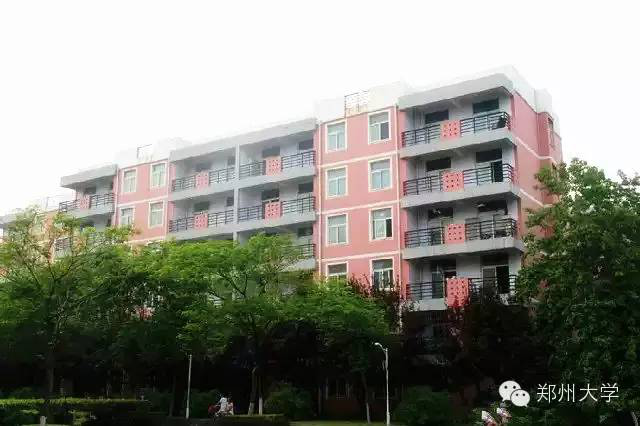 占地5700亩，坐拥四大校区、24个食堂！这可能是河南最“壕”的大学了！