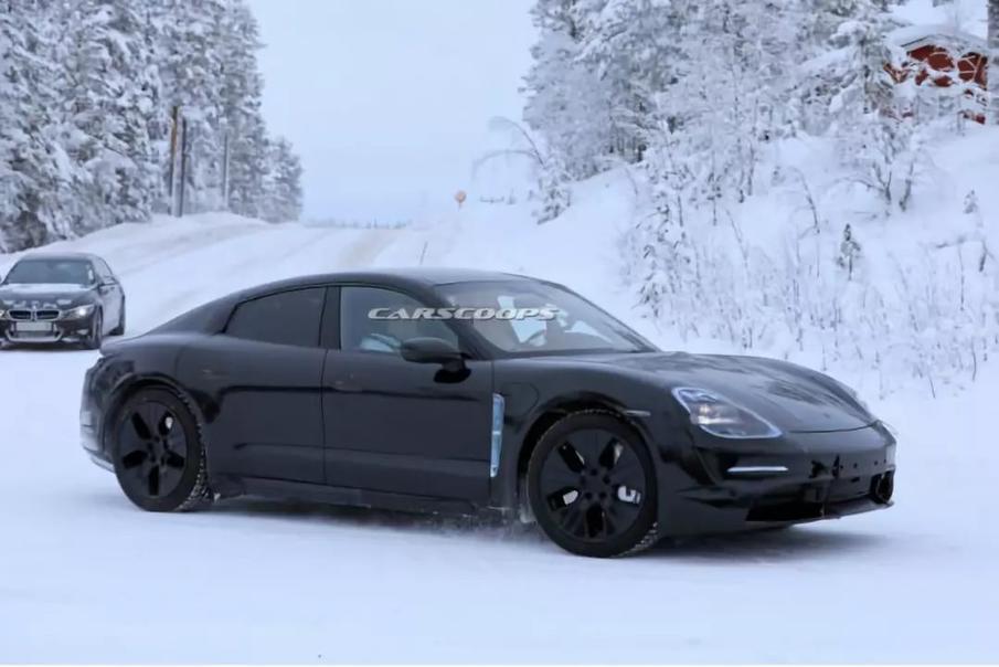 三电机配固态电池！布加迪将推出全新“皇家”跑车