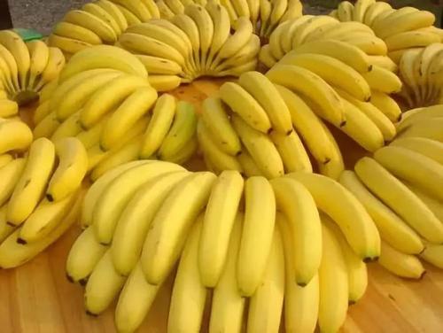 香蕉蜂蜜面膜怎么做？香蕉蜂蜜面膜敷多久？