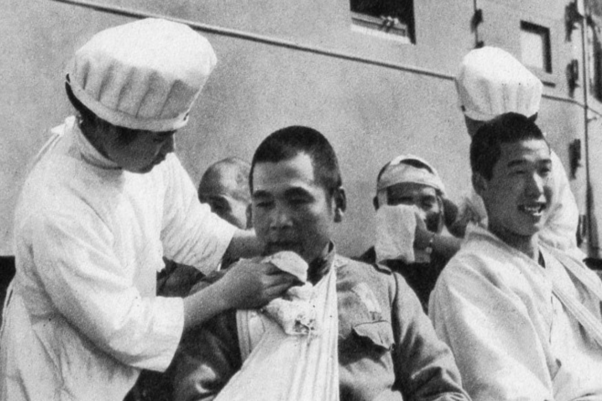 1945年，国军一连长迎娶日本女战俘，30多年后孩子继承上百亿家产