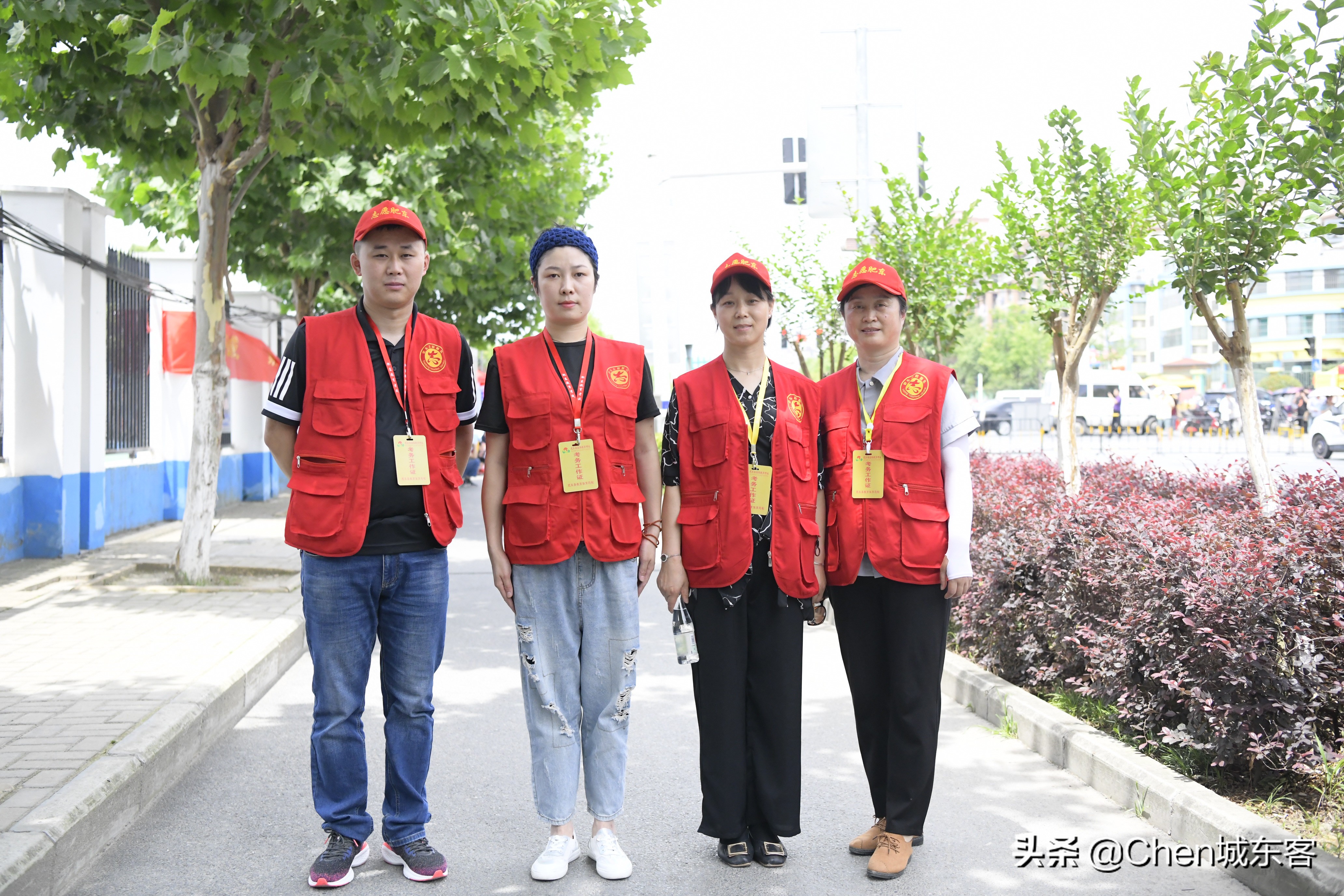 助力高考志愿服务｜肥东七个考点校周边那道亮红风景线