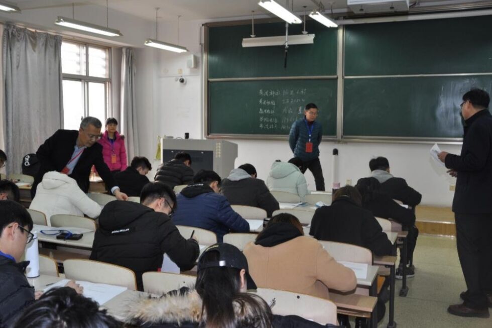 都说大学期末考并不难，为什么还有不少学生挂科？过来人一语道破