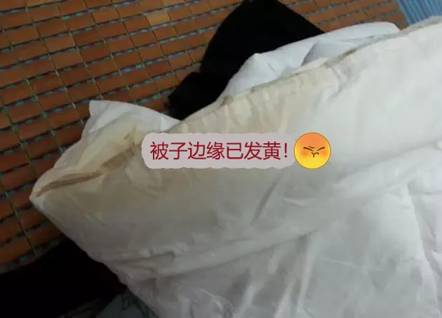 被子发黄用什么洗能洗干净（能让被子枕头变白的干货教学）