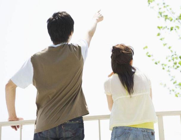 中国传媒大学在读高职生都美竹，勇“锤”顶流小生，母校老师发声