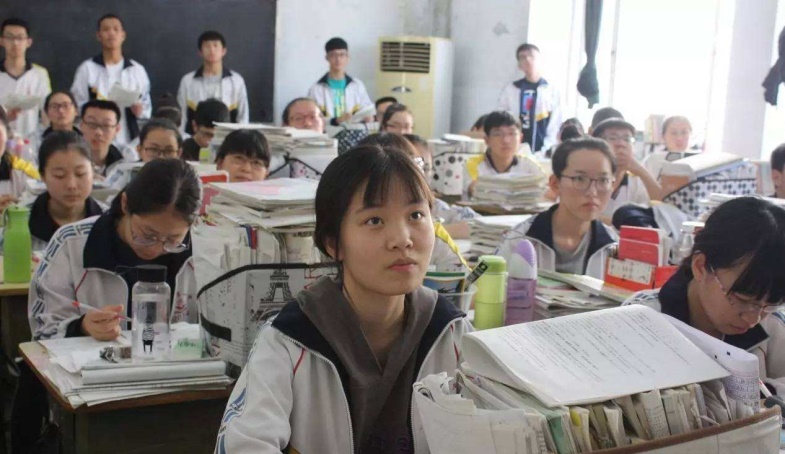 从入校8918名到677分上北大、高考黑马学霸分享：2个提分秘诀