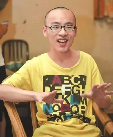 四川高考理科状元，以709分考进清华，没补过课没用过手机