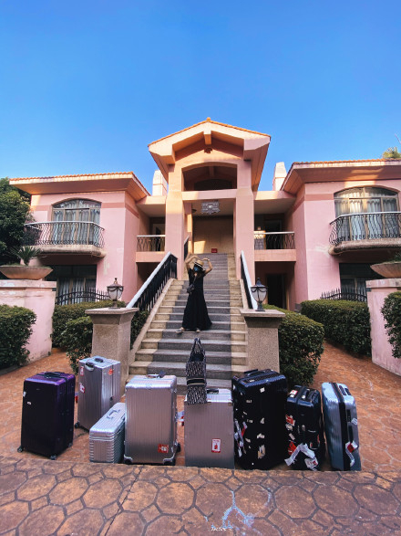 《乘风破浪的姐姐》宿舍曝光，这90%能看到明星，旅游追星不耽误