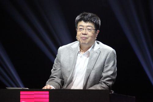 孔子vs章子怡：大众教育时代文化偶像的碰撞与反思