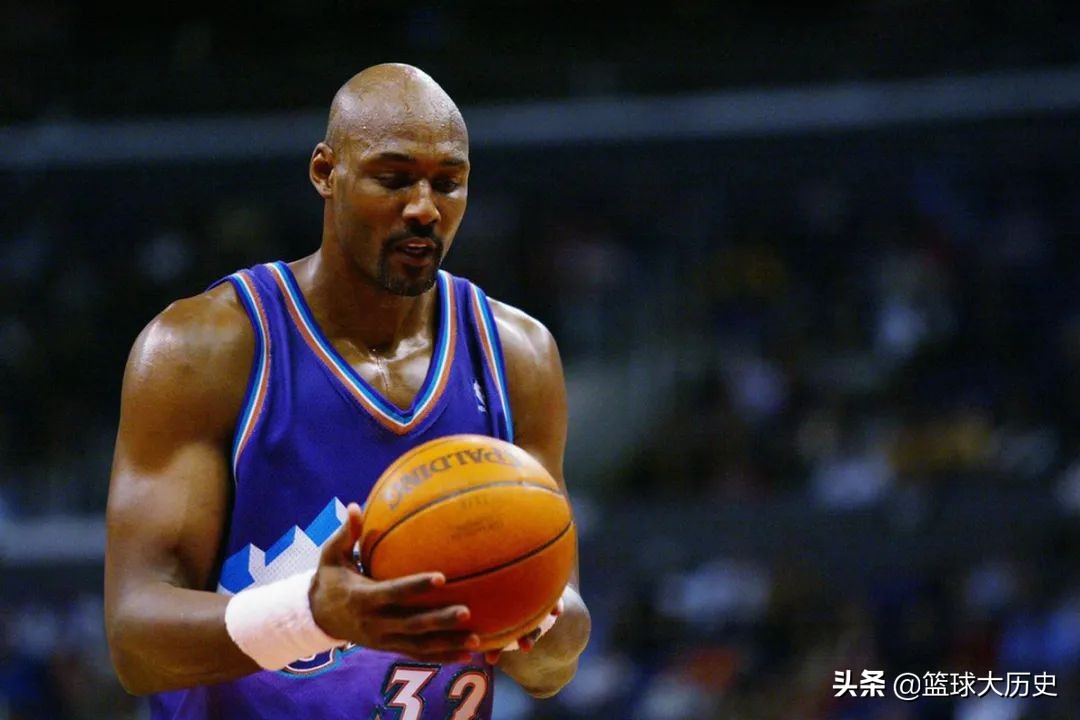 nba球员哪些是85年的(1985年选秀重排！四位名人堂，尤因第二，第一是13顺位)