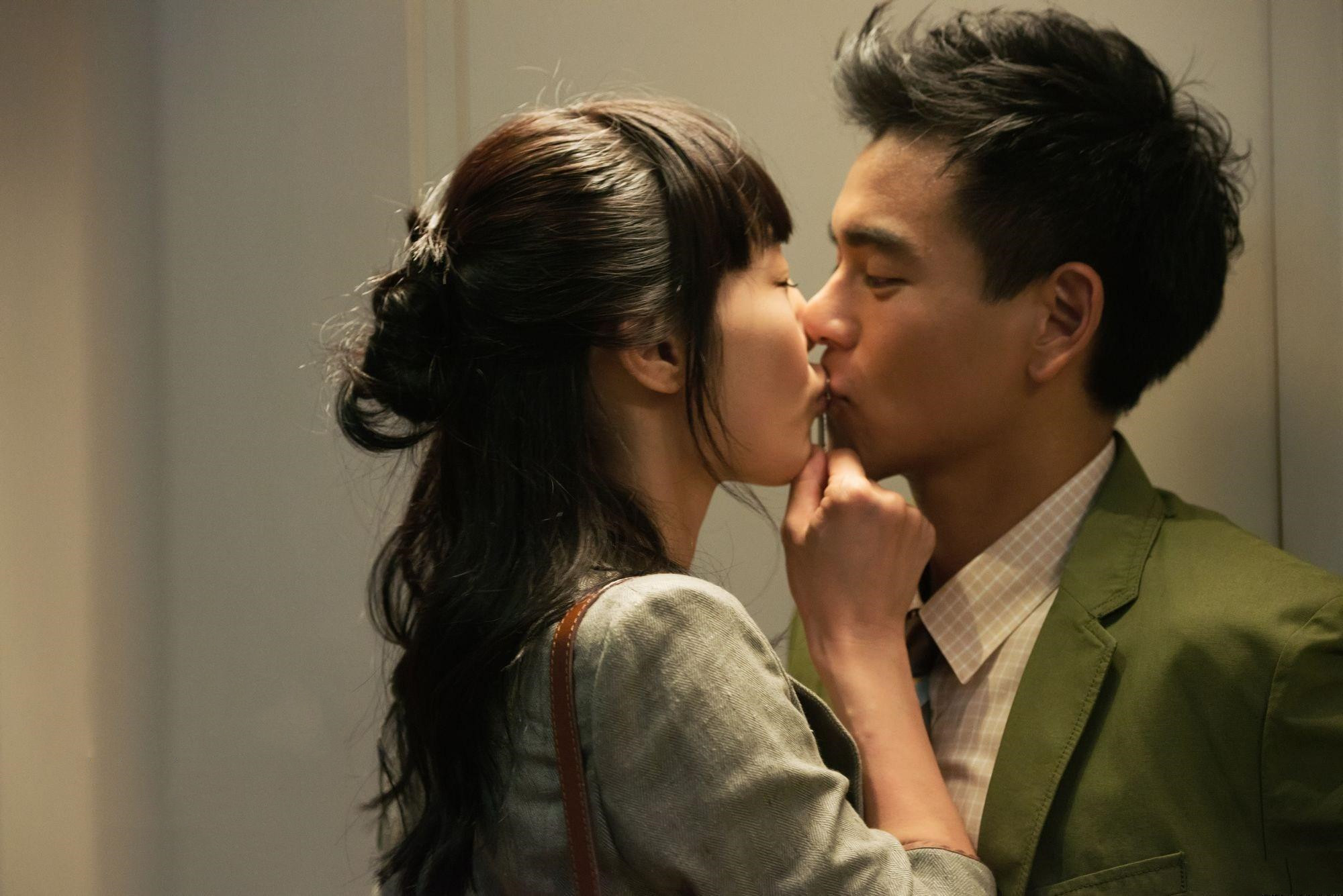 另一部《被偷走的那五年》,与白百何搭档的依然是小鲜肉男星,台湾演员