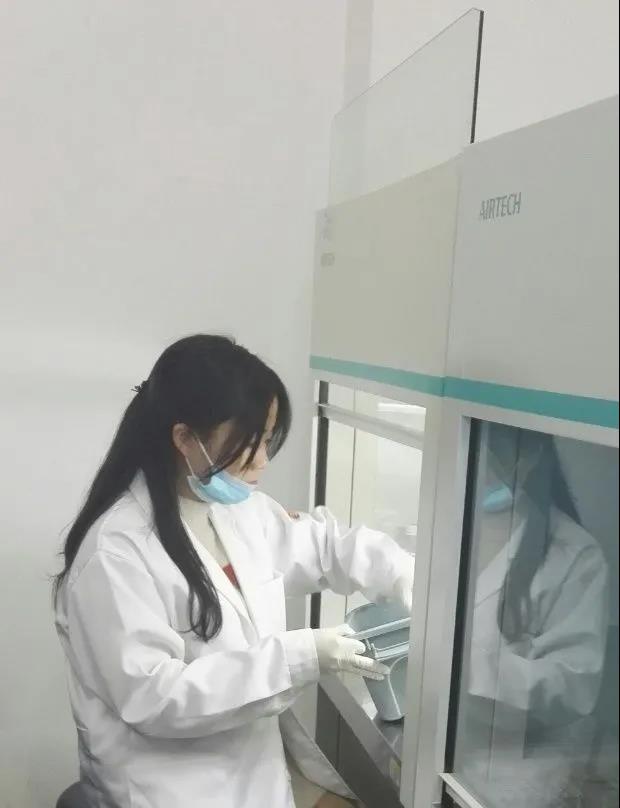 南京大学伸出橄榄枝！湖北物理女学霸，成绩均在90以上，还拥有超高颜值！