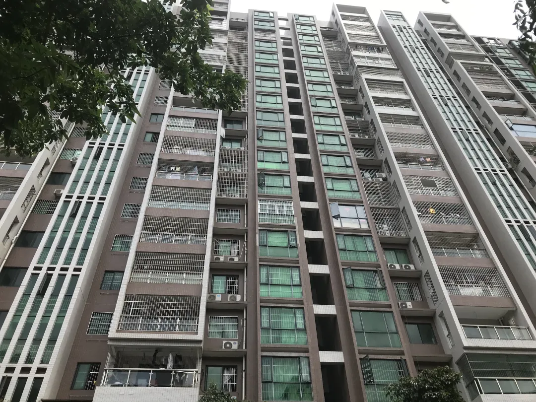 深圳小产权房，压不住的火热