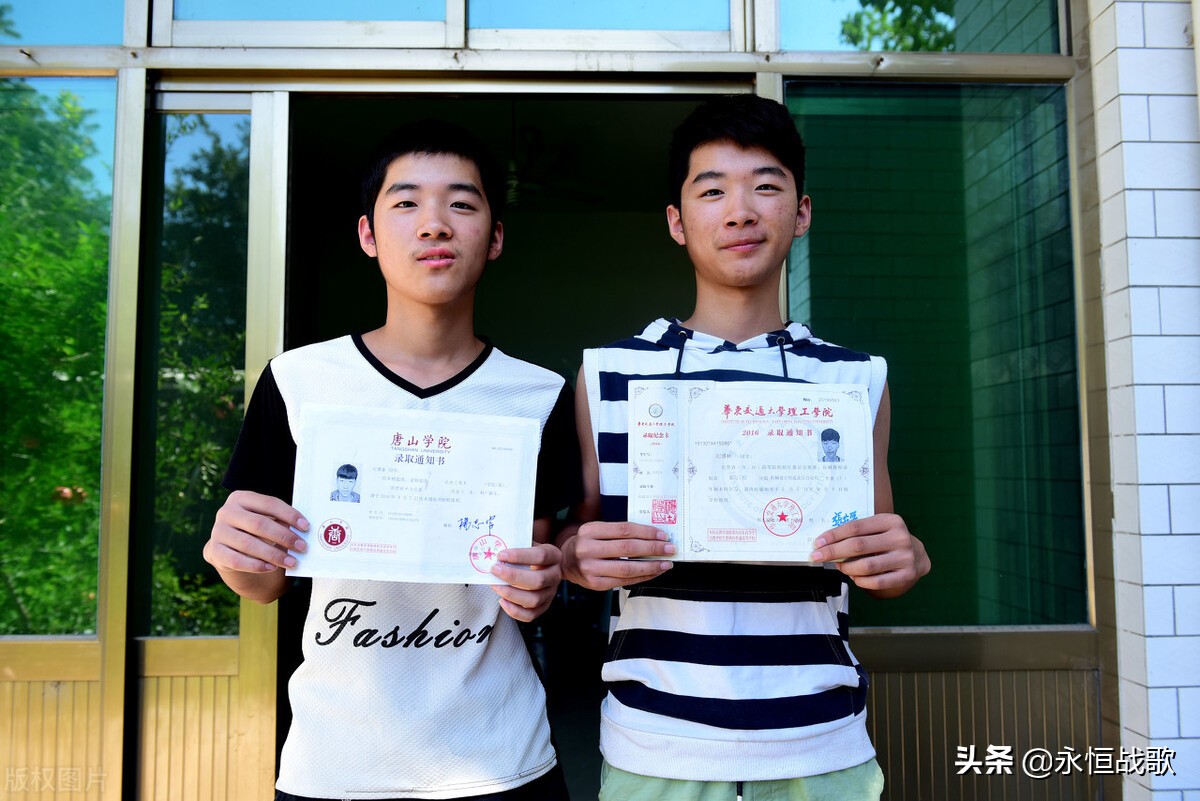 青年刚读大一就当兵，这样选择是对还是错？这个答案要知道