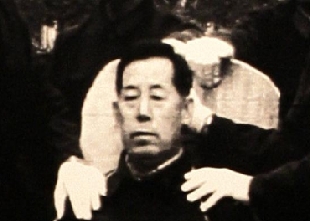 邓小平与改革开放反腐第一案：王仲成首位被枪毙的县委书记