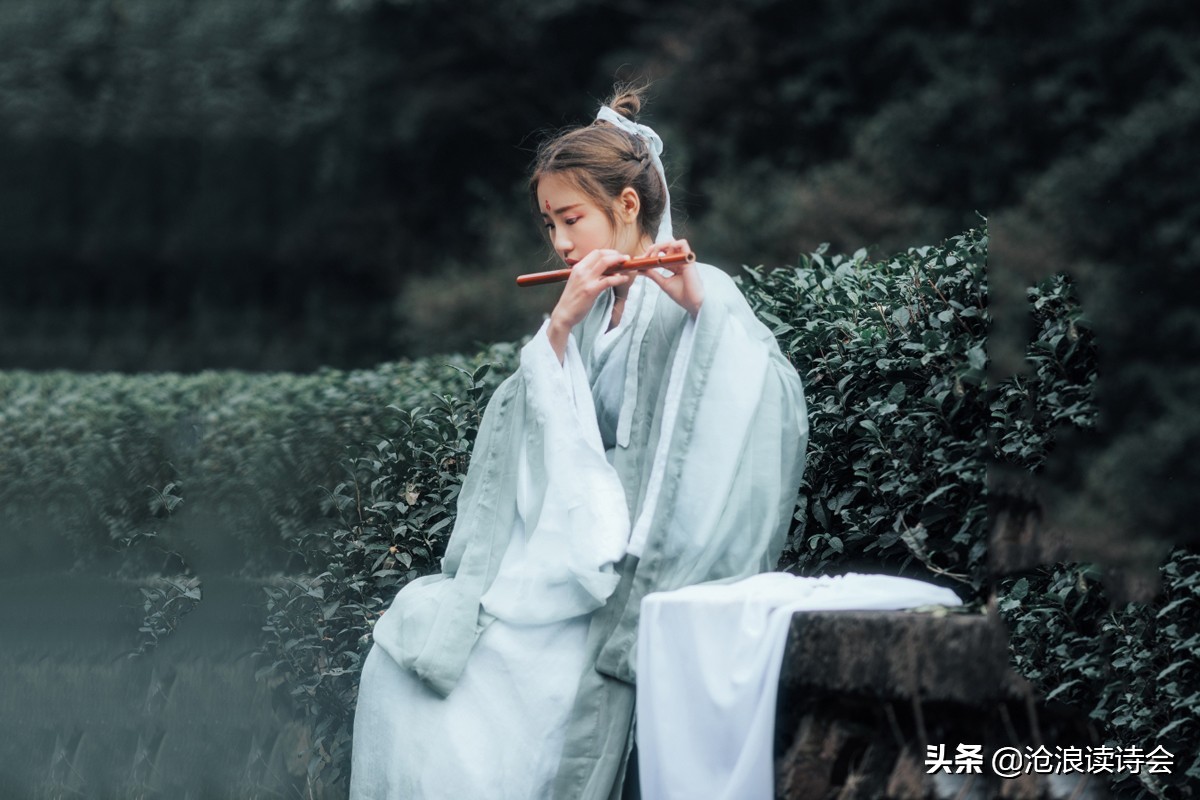 打工人的情怀与细腻，42首唯美诗句，写人生感悟，美到柔软心底