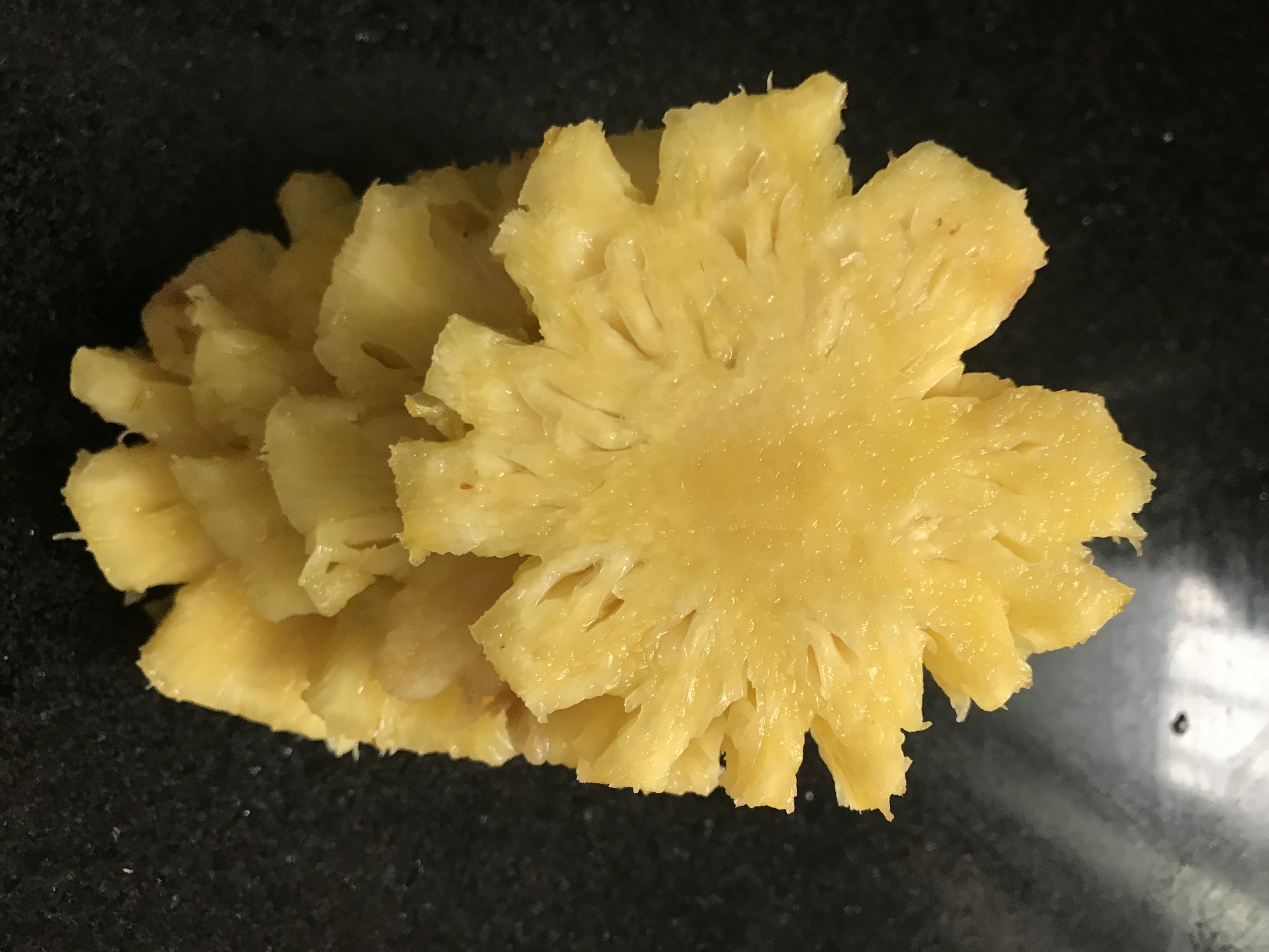 菠萝皮难削?用菜刀切菠萝,几下就搞定