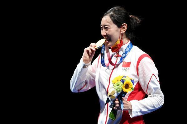 奥运金牌含金量是多少克（东京奥运会金牌重556克，金子只有6克，是因为日本太抠了吗？）