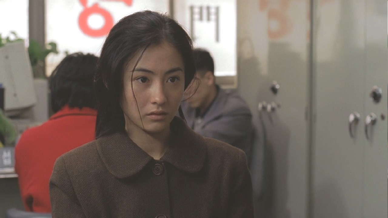 21歲時的張柏芝跟韓國大叔合作，用力認真的演出鑄就演技高光