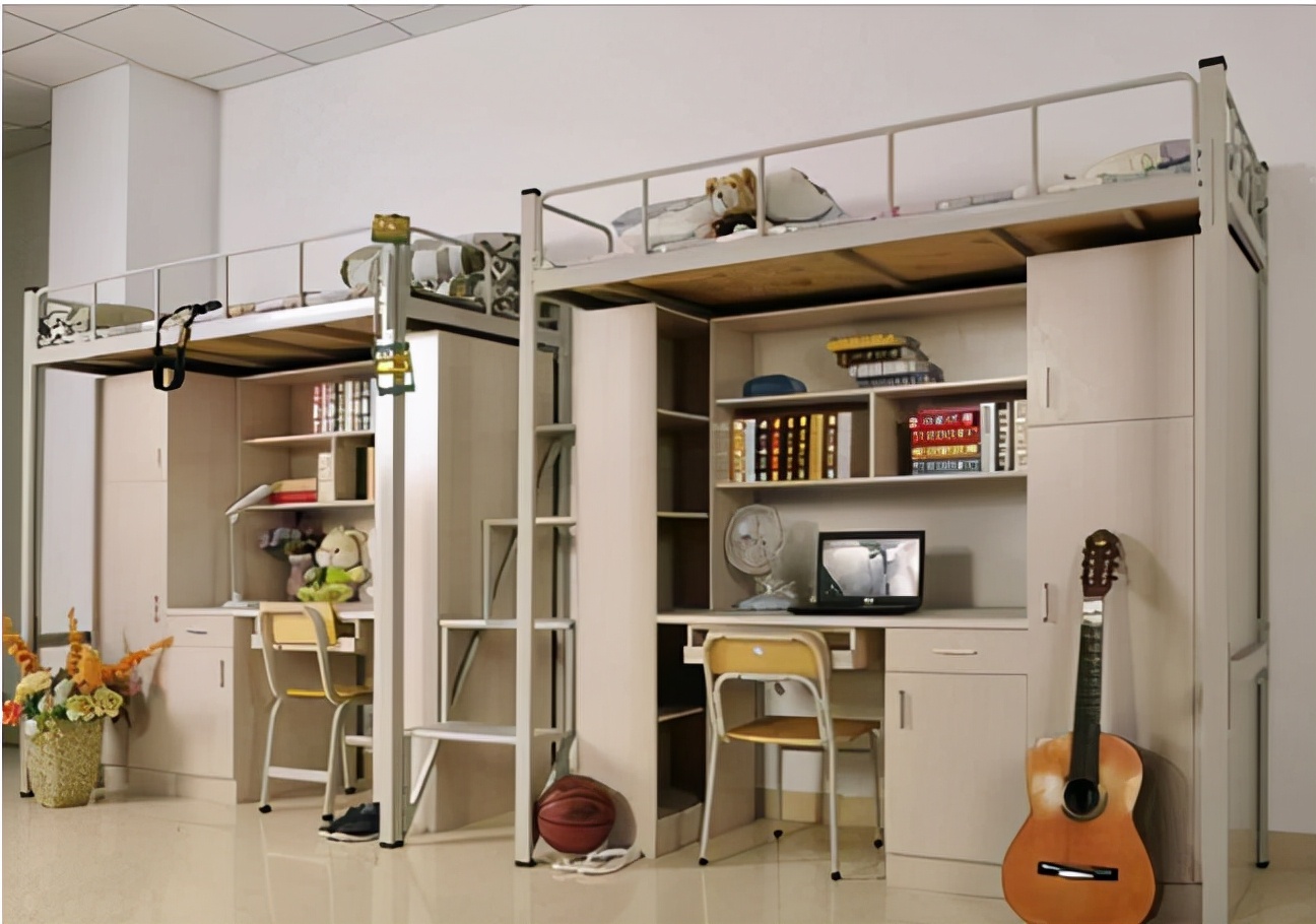 同样是大学宿舍，清北和哈佛、耶鲁不在同档次，过来人：我去清华