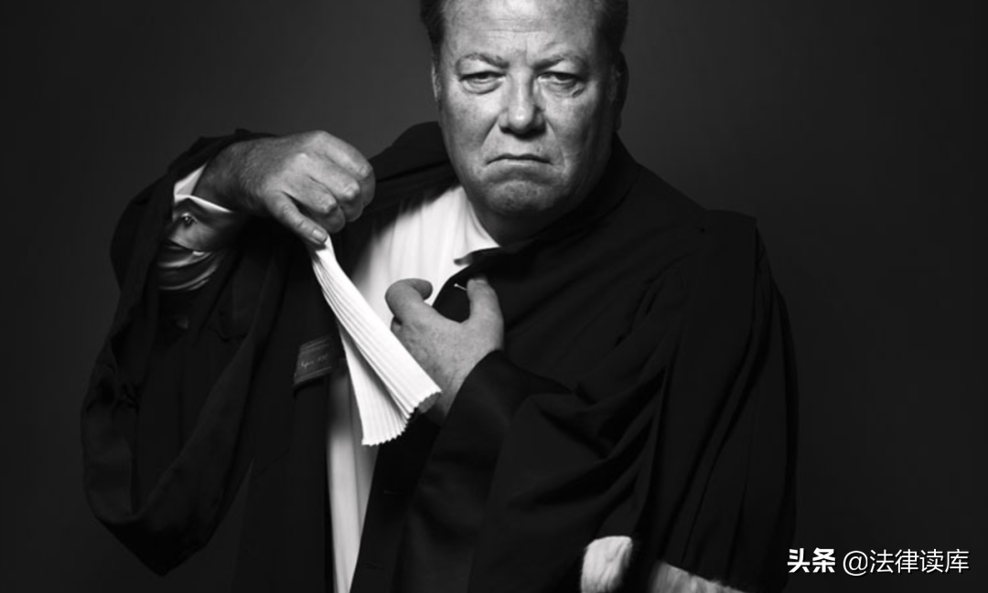 律师可以批评检察官和法官吗？