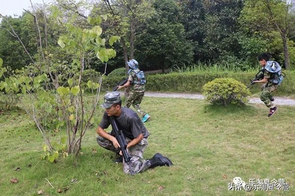 军事夏令营：给孩子一次刻骨铭心的重塑人生之旅