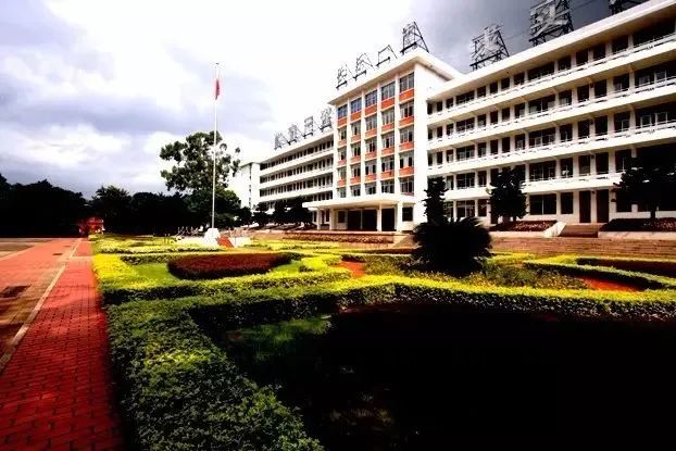 第一梯队TOP！福州高中前九名！各校录取条件看这里